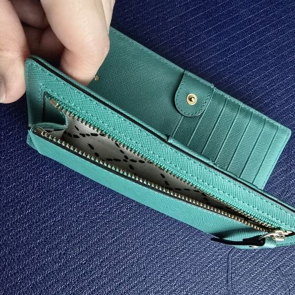 Kate Spade Teal Wallet - Picture 4 of 4